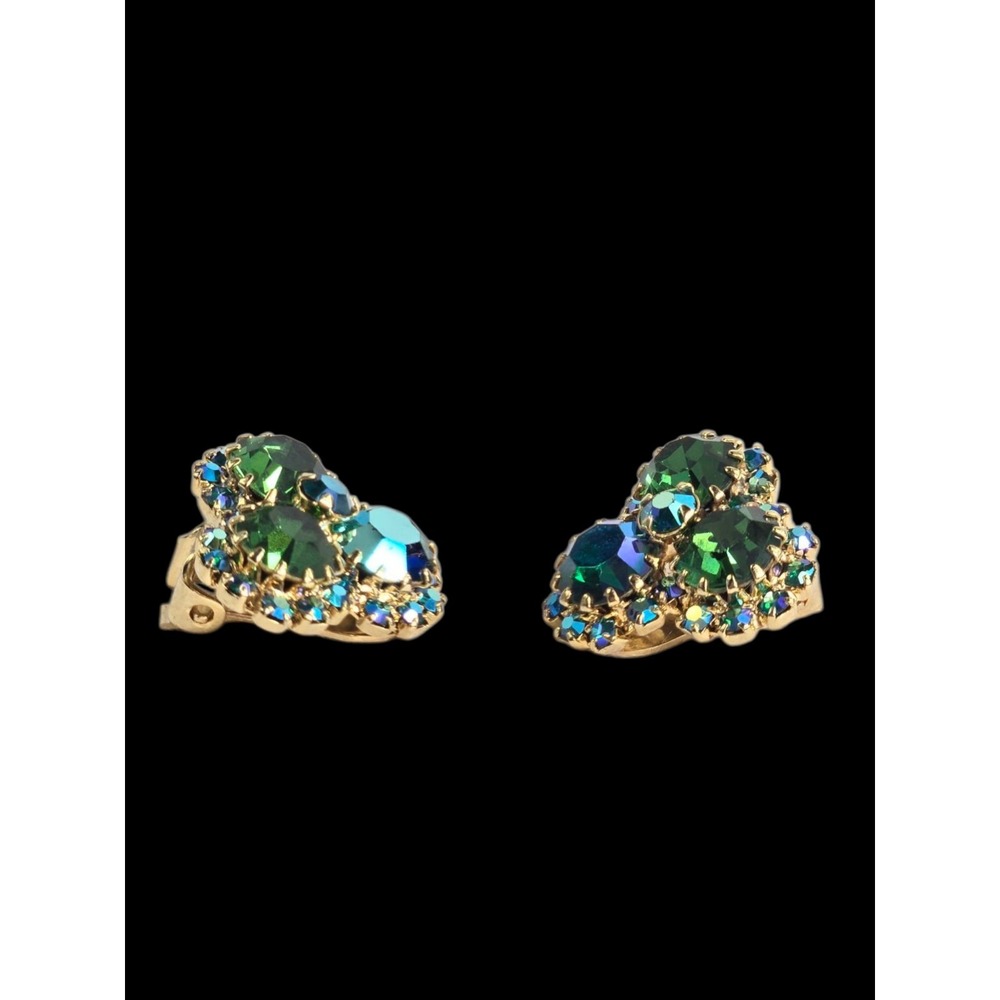Vintage Kramer Emerald Green Blue AB Rinestone Gold Tone Cluster‎ Clip Earrings - Picture 7 of 11